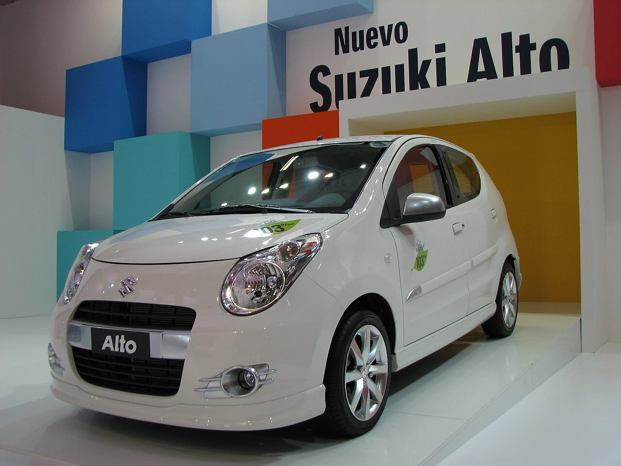 Suzuki Alto HA25 front autodrivel