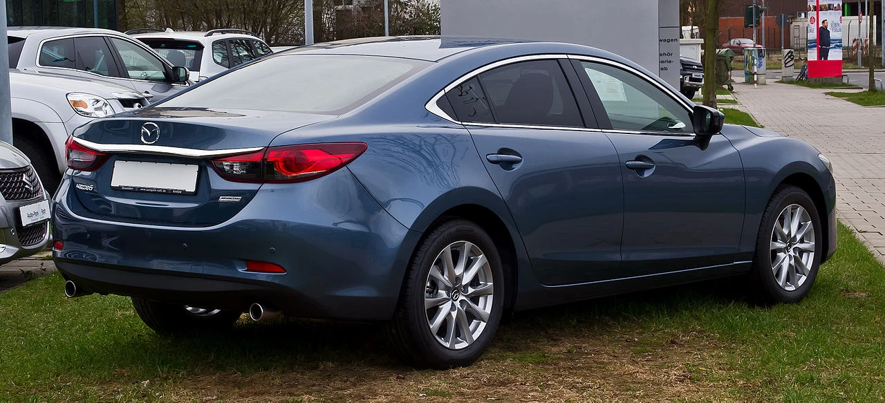 Mazda 6 GJ rear side autodrivel