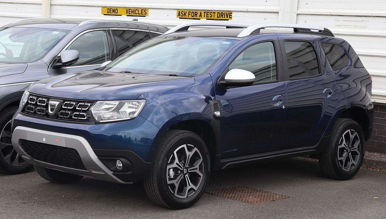 Dacia Duster HM side autodrivel