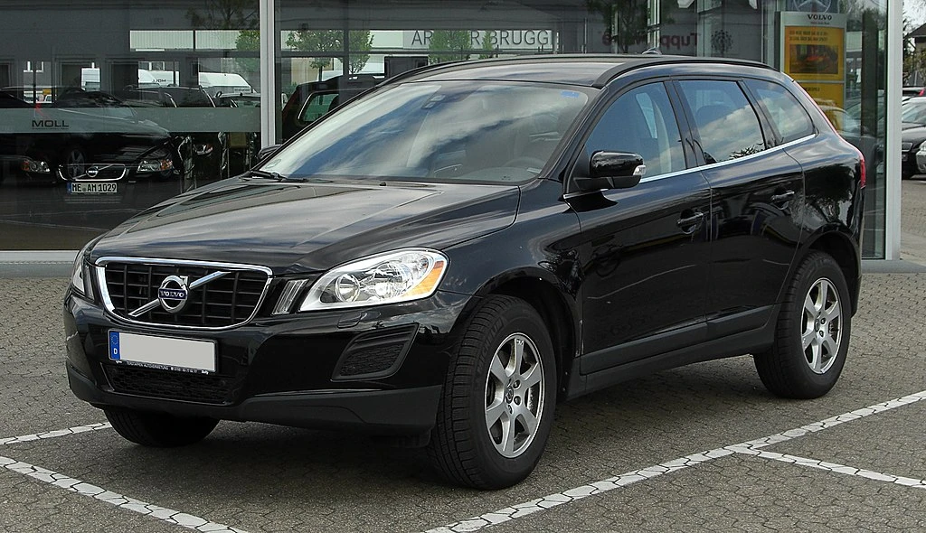 Volvo XC60 I front autodrivel