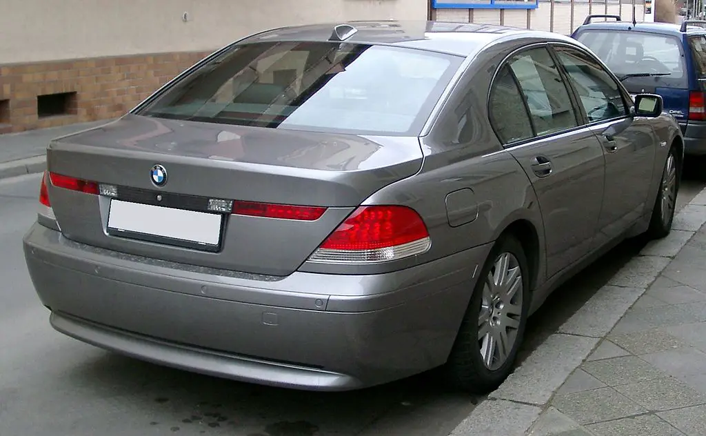 Review: BMW 7 Series E65 ( 2001 &#8211; 2008 )