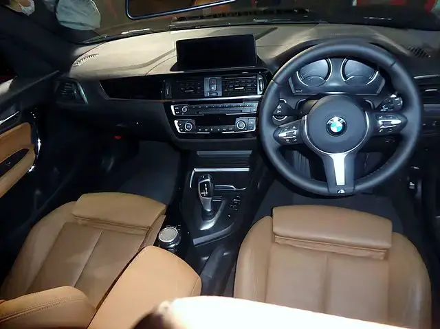 BMW 1 Series F20 interior autodrivel