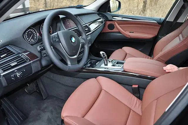 BMW X5 E70 interior almostcarreviews