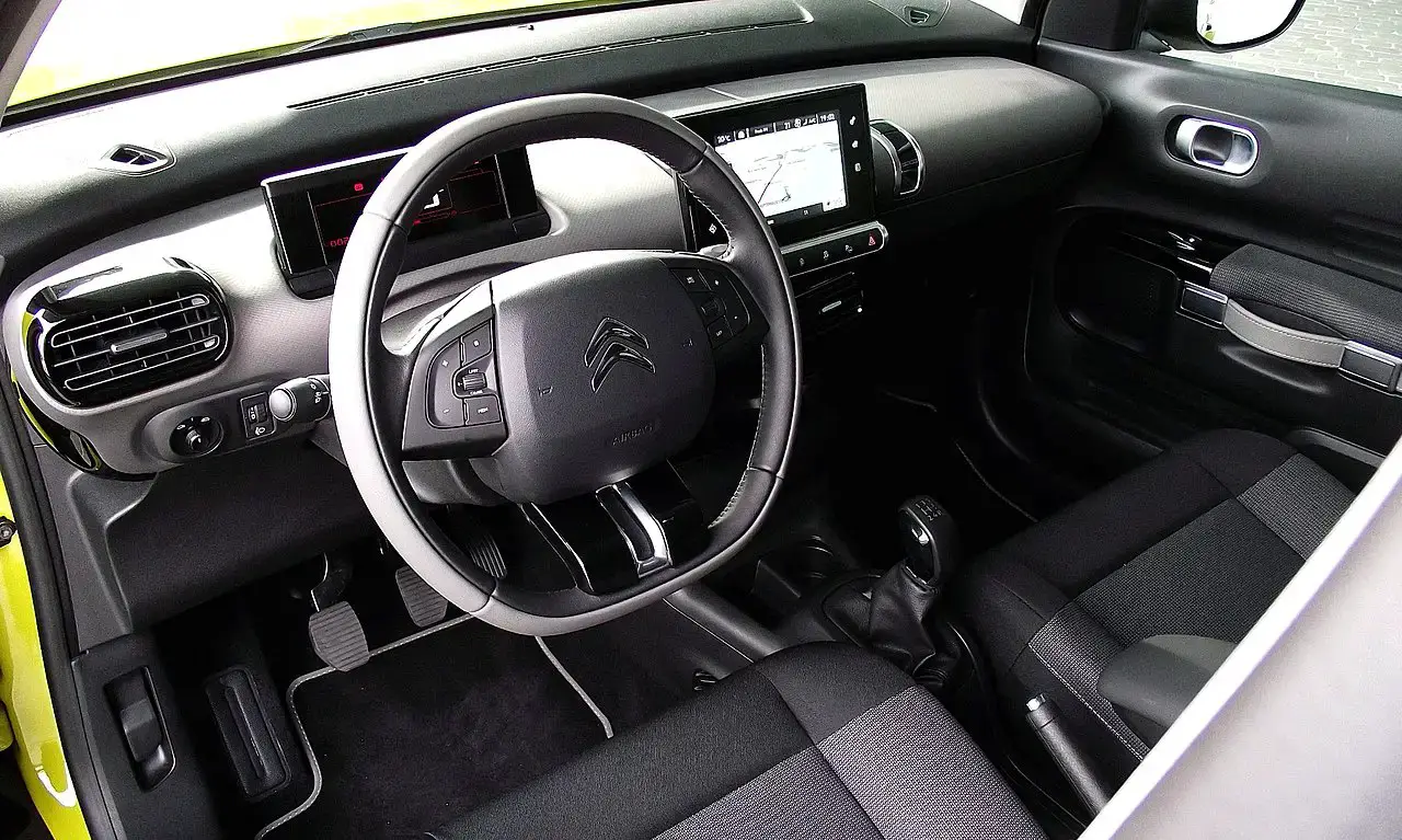 Citroen C4 Cactus interior almostcarreviews