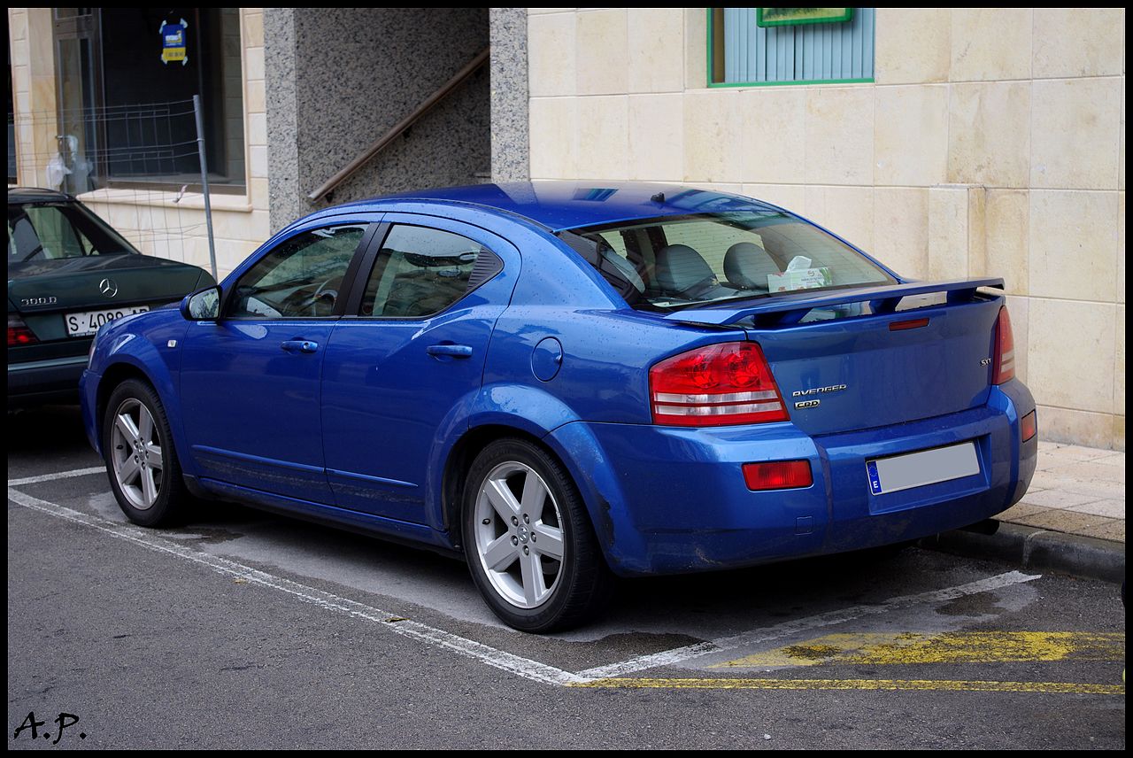 Dodge Avenger rear autodrivel