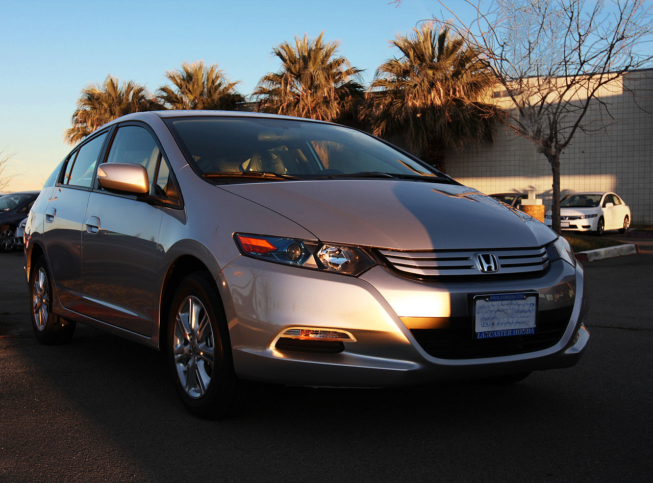 Honda Insight ZE2 front almostcarreviews