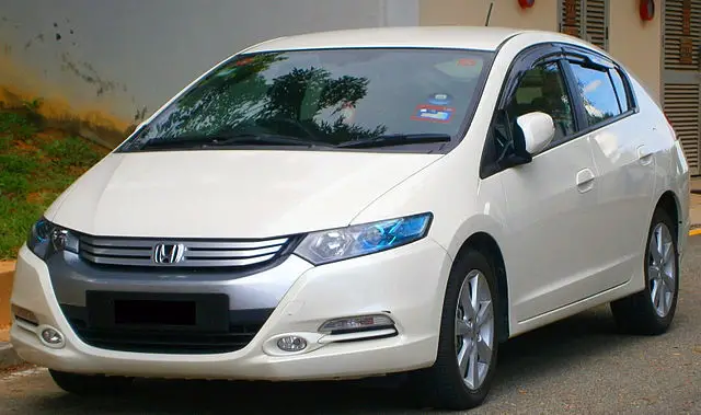 Review: Honda Insight ZE2 ( 2010 – 2014 )