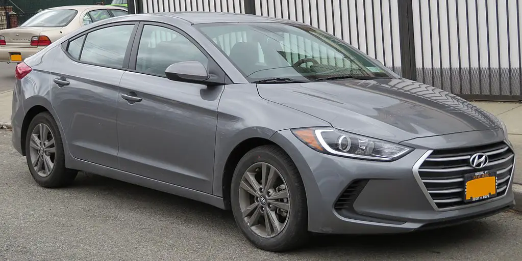 Review: Hyundai Elantra AD ( 2015 – 2020 )