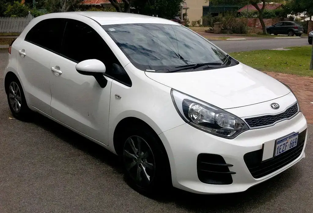 Review : Kia Rio UB ( 2011 – 2016 )