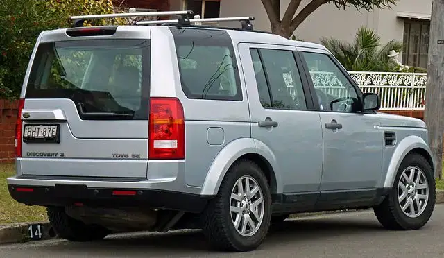 Land Rover Discovery L319 rear almostcarreviews