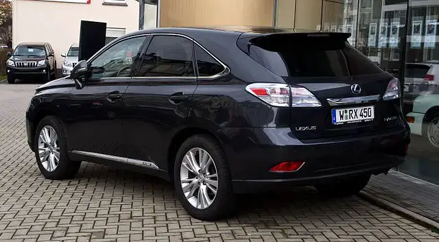 Lexus RX AL10 side 2 almostcarreviews