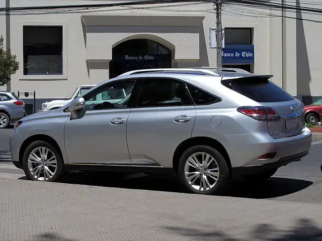 Lexus RX AL10 side almostcarreviews