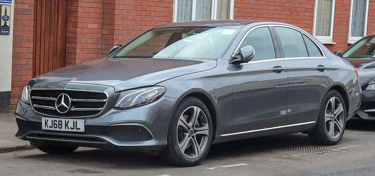 Review : Mercedes E Class W213 ( 2016 – 2023 )