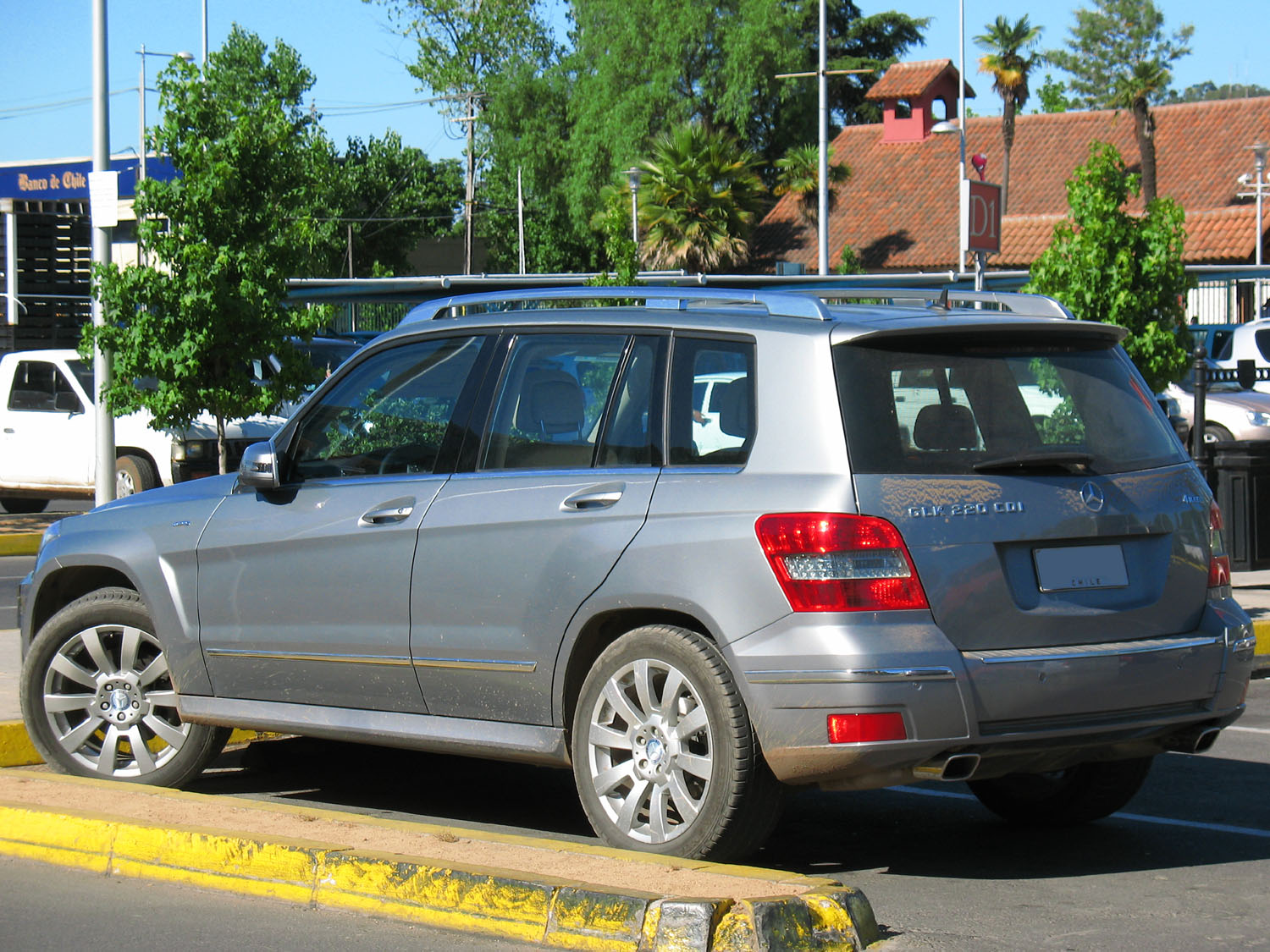 Mercedes GLK off rear almostcarreviews