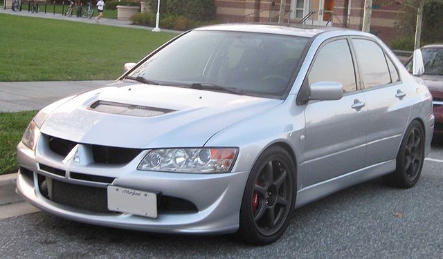 Mitsubishi Lancer VIII front side almostcarreviews