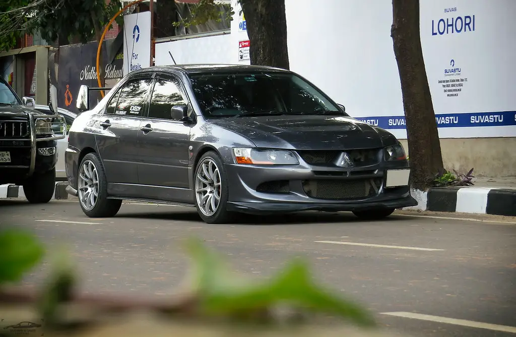 Review: Mitsubishi Lancer VIII (2004 – 2007)