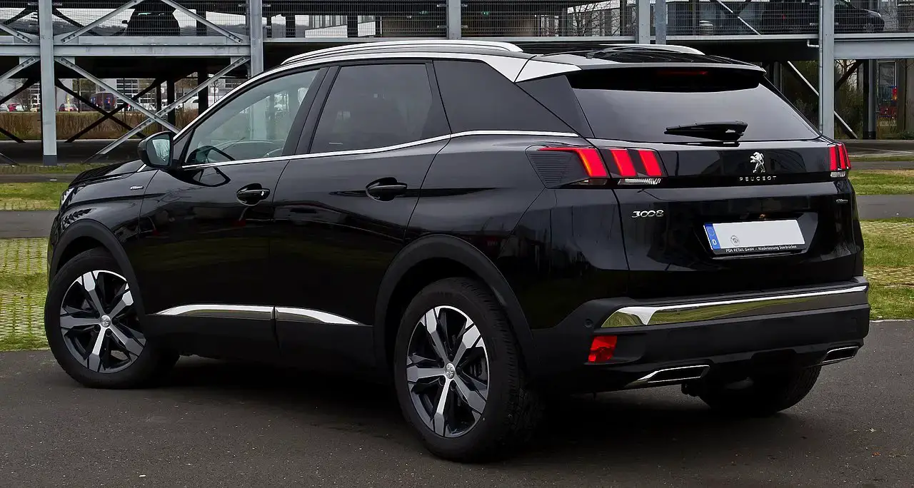 Peugeot 3008 P84 rear almostcarreviews