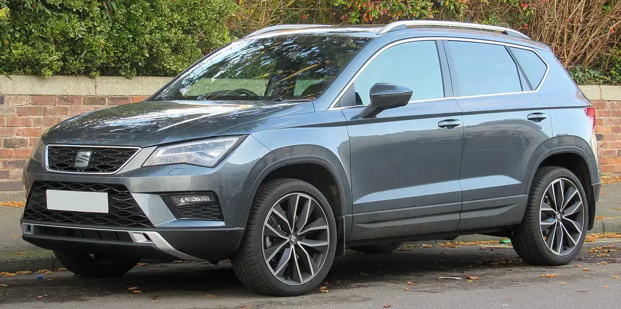 Seat Ateca KH7 front side almostcarreviews