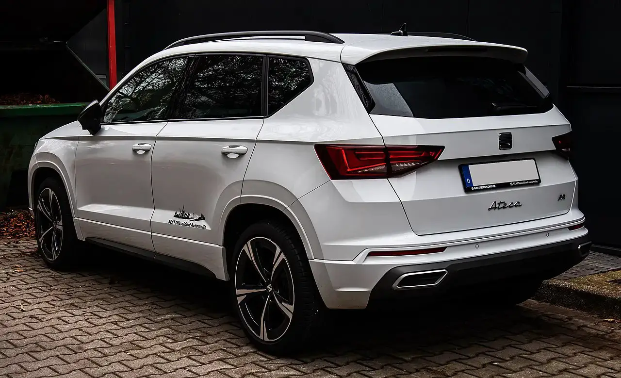 Seat Ateca KH7 rear almostcarreviews