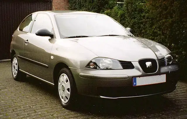 Seat Ibiza 6L front 3dr almostcarreviews