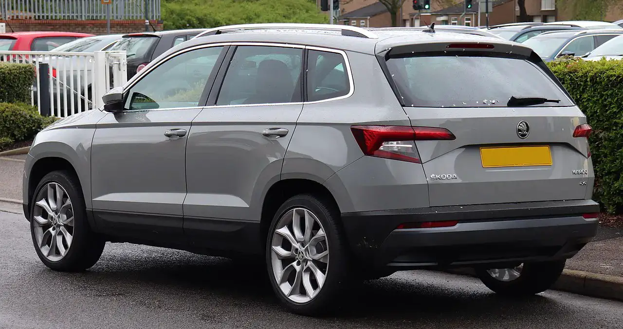 Skoda Karoq NU7 rear almostcarreviews