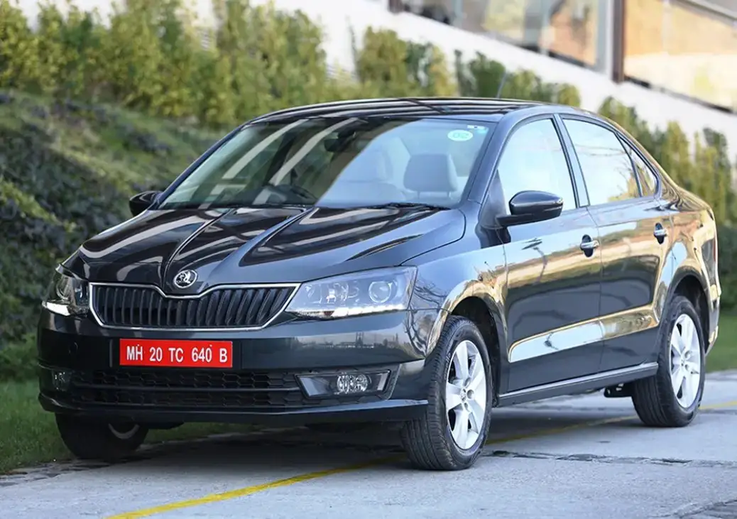 Skoda Rapid I front almostcarreviews