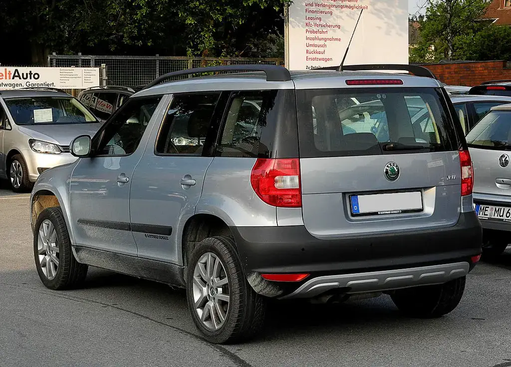 Skoda Yeti rear almostcarreviews