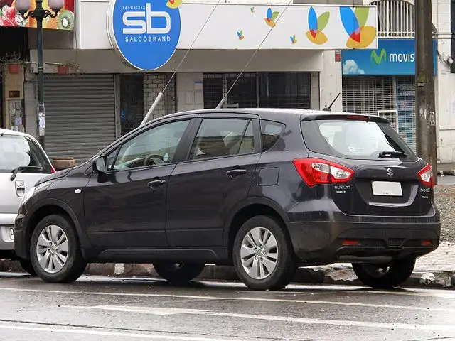 Suzuki SX4 JY rear almostcarreviews