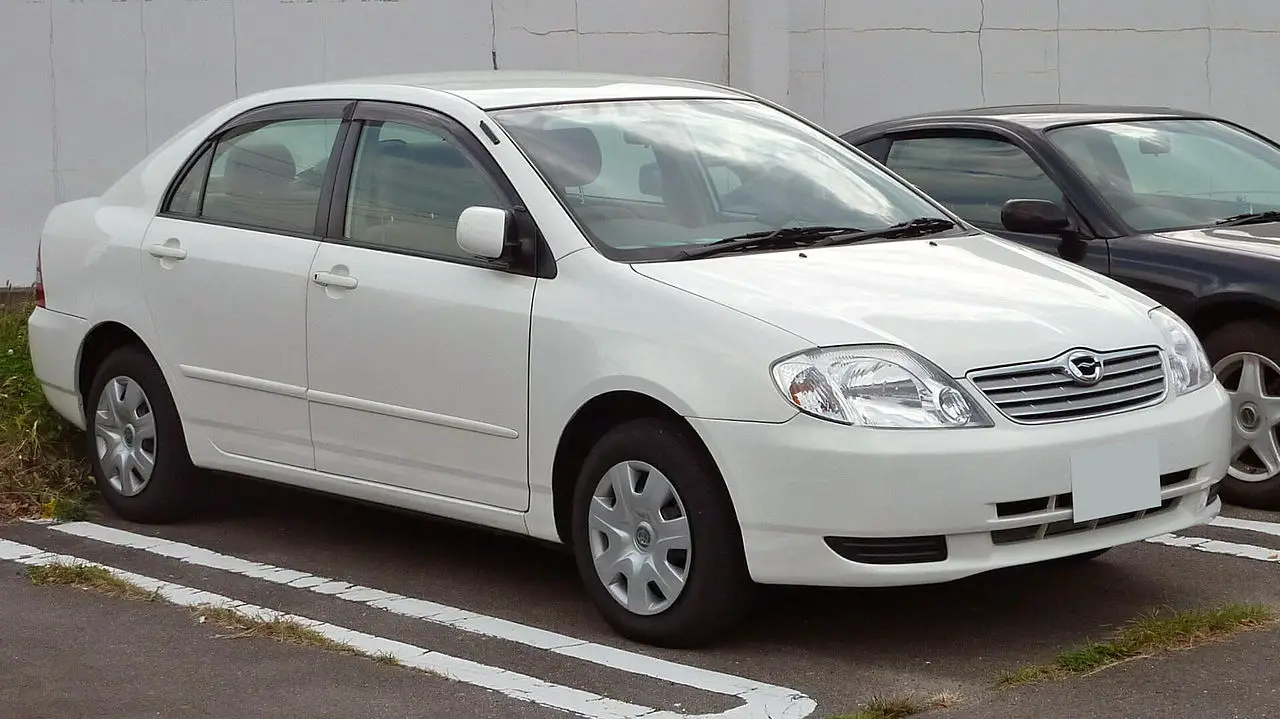 Review: Toyota Corolla E120 (2000 &#8211; 2007)