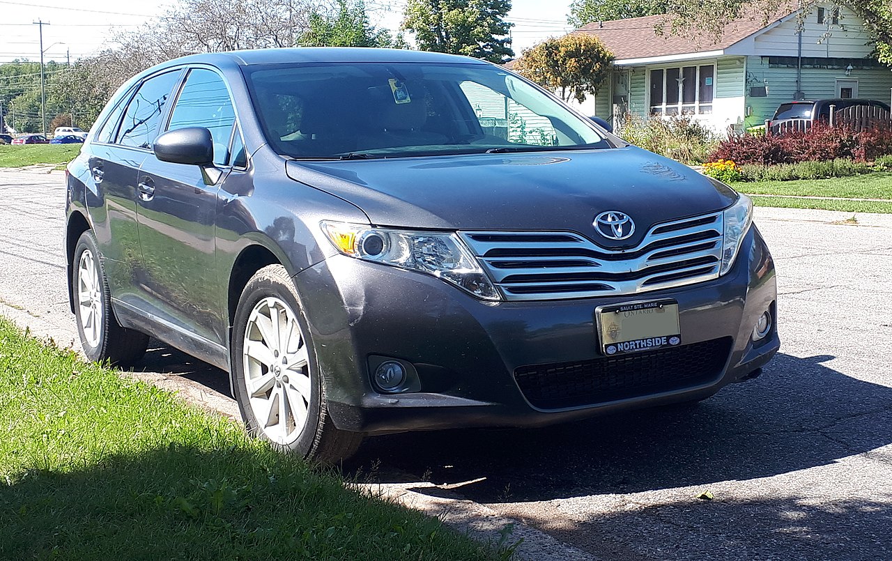 Toyota Venza AV10 front almostcarreviews