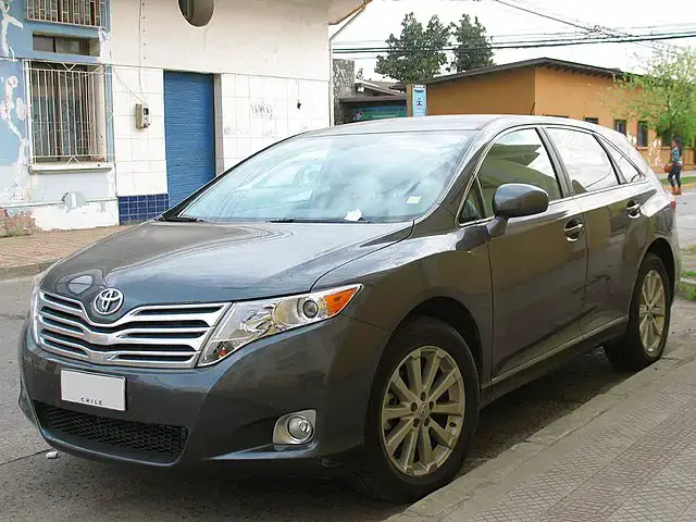 Toyota Venza AV10 side almostcarreviews