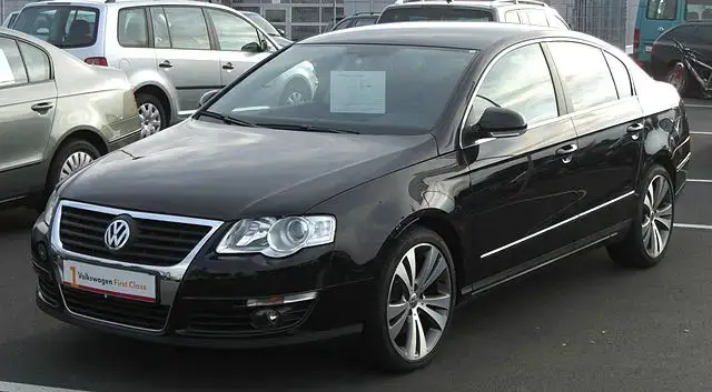 VW Passat B6 front autodrivel