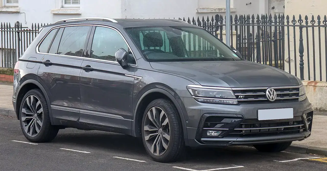 VW Tiguan AD three quarter almostcarreviews