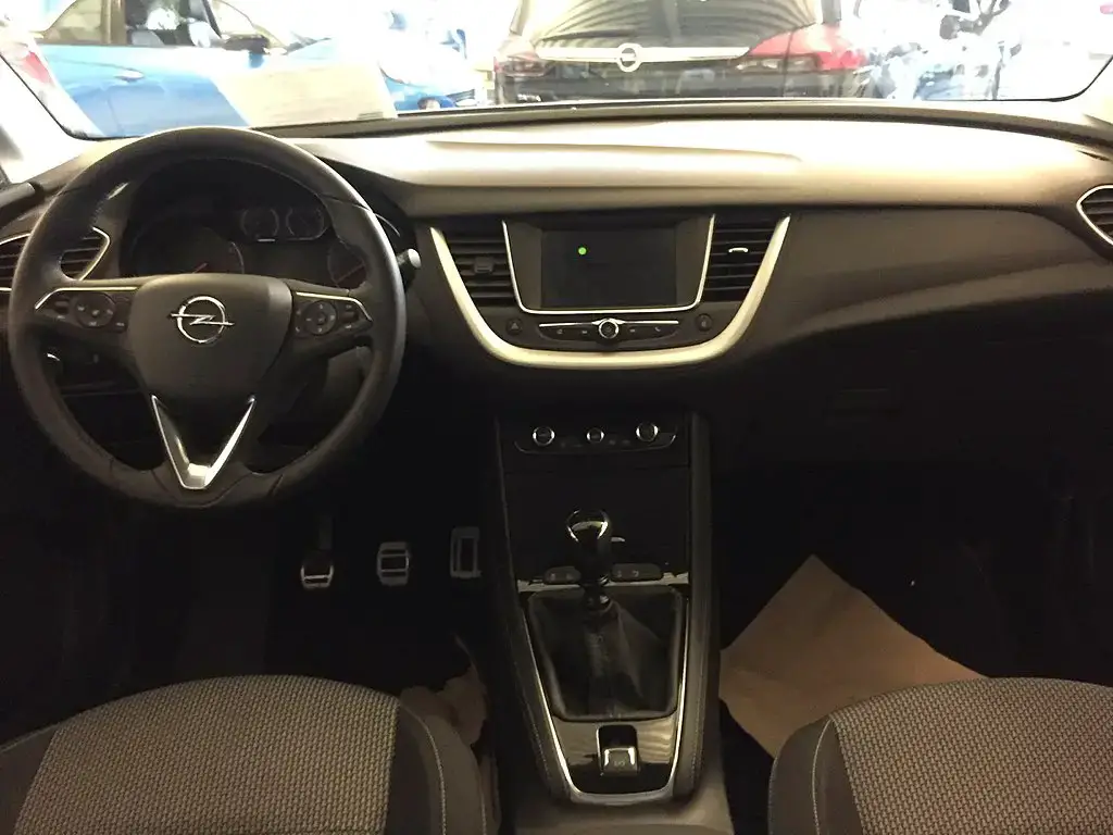 Vauxhall Grandland X interior almostcarreviews