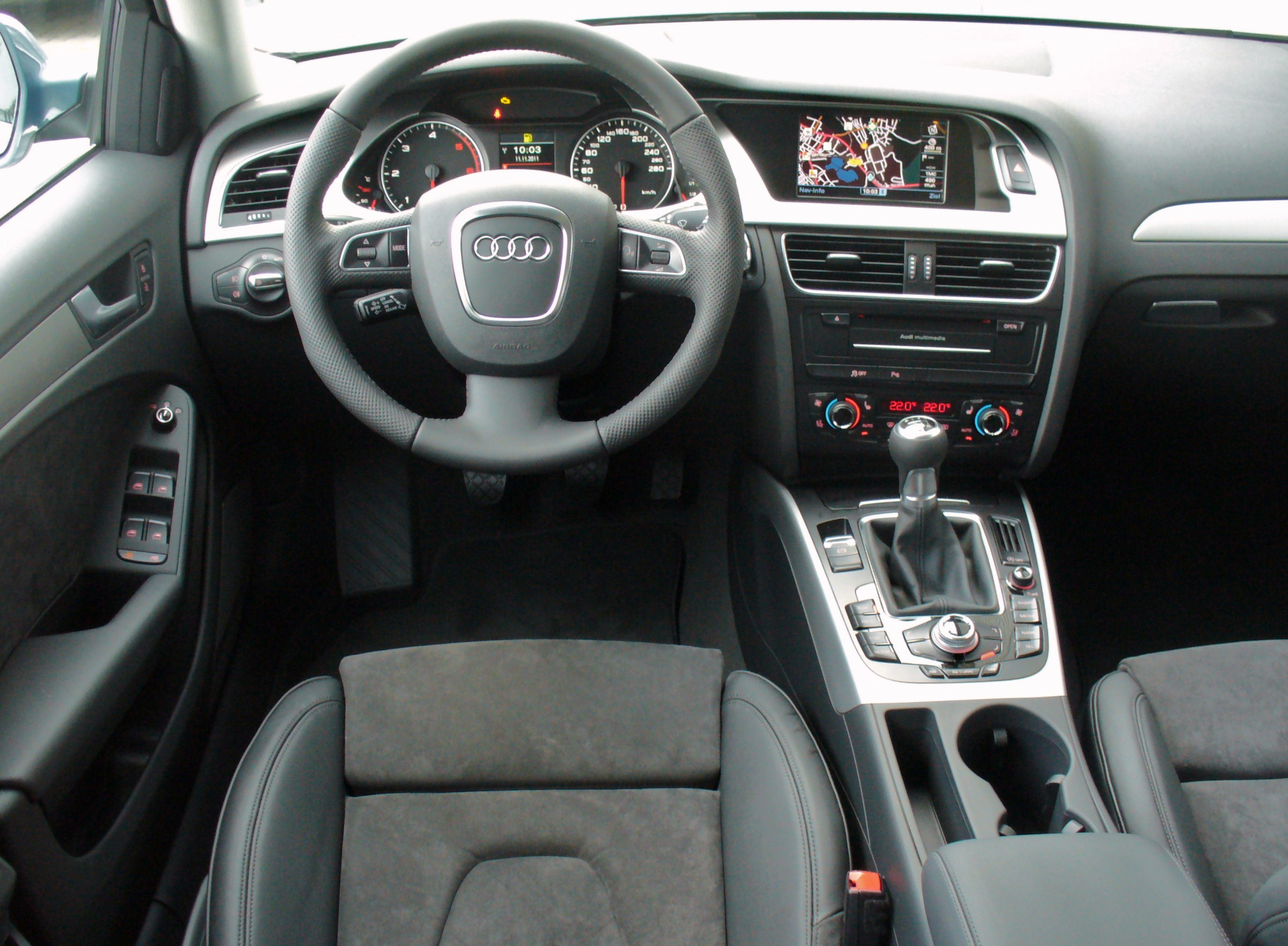 audi-a4-b8-interior-autodrivel