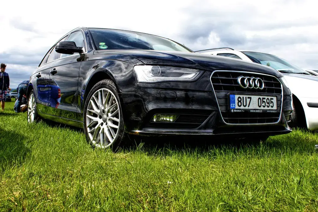 audi-a4-b8-photo-autodrivel