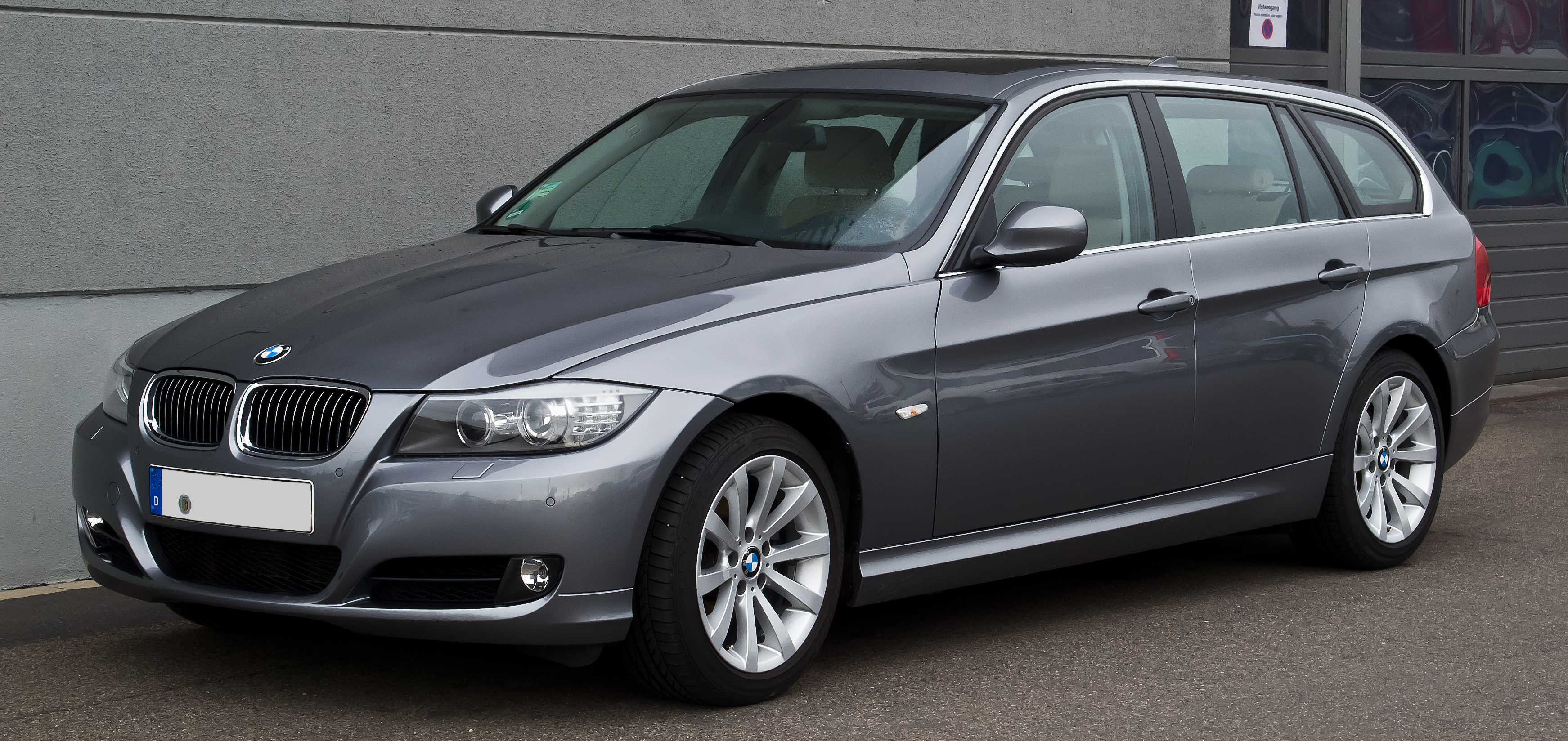 bmw-3-series-e90-touring-autodrivel