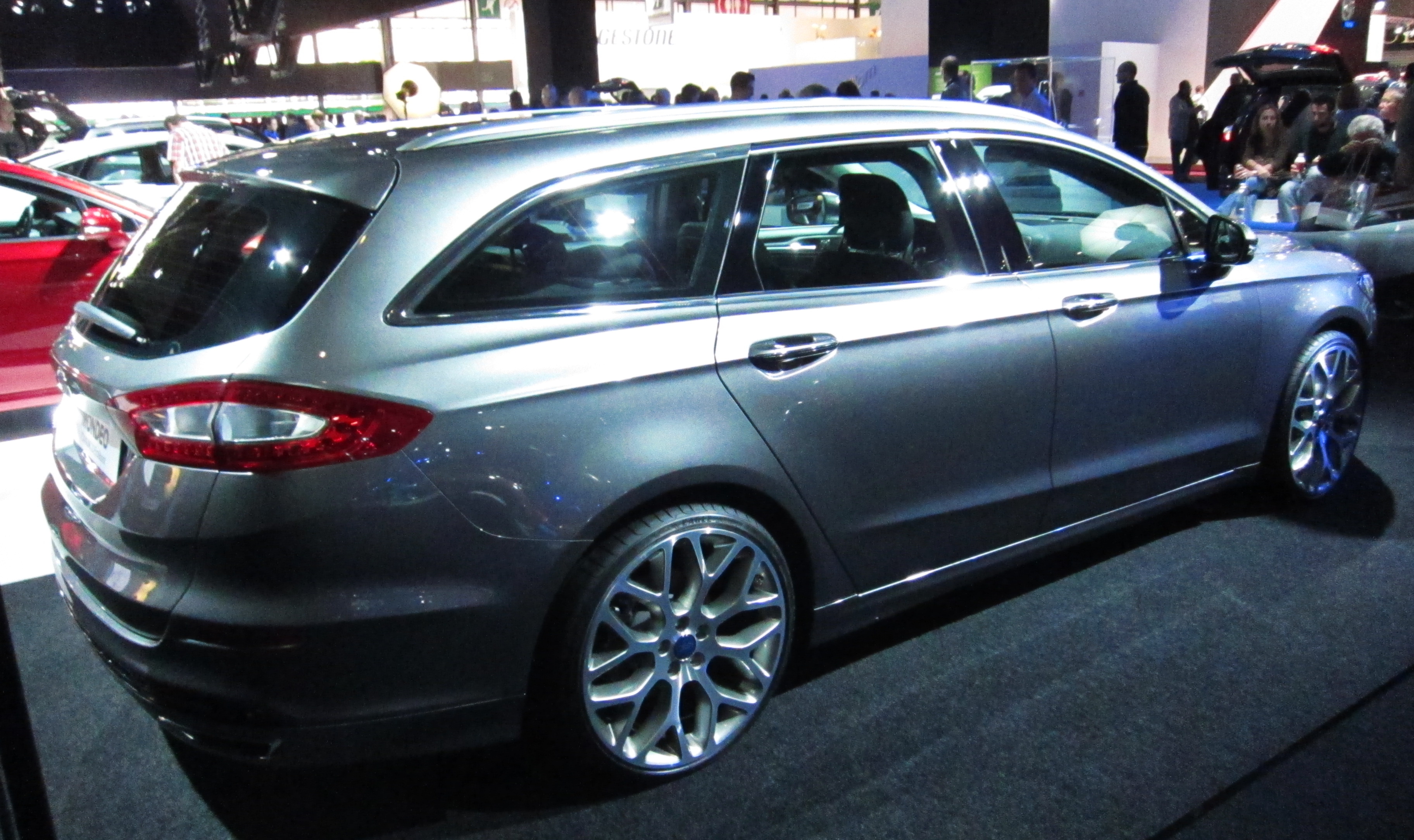 Ford Mondeo V wagon autodrivel