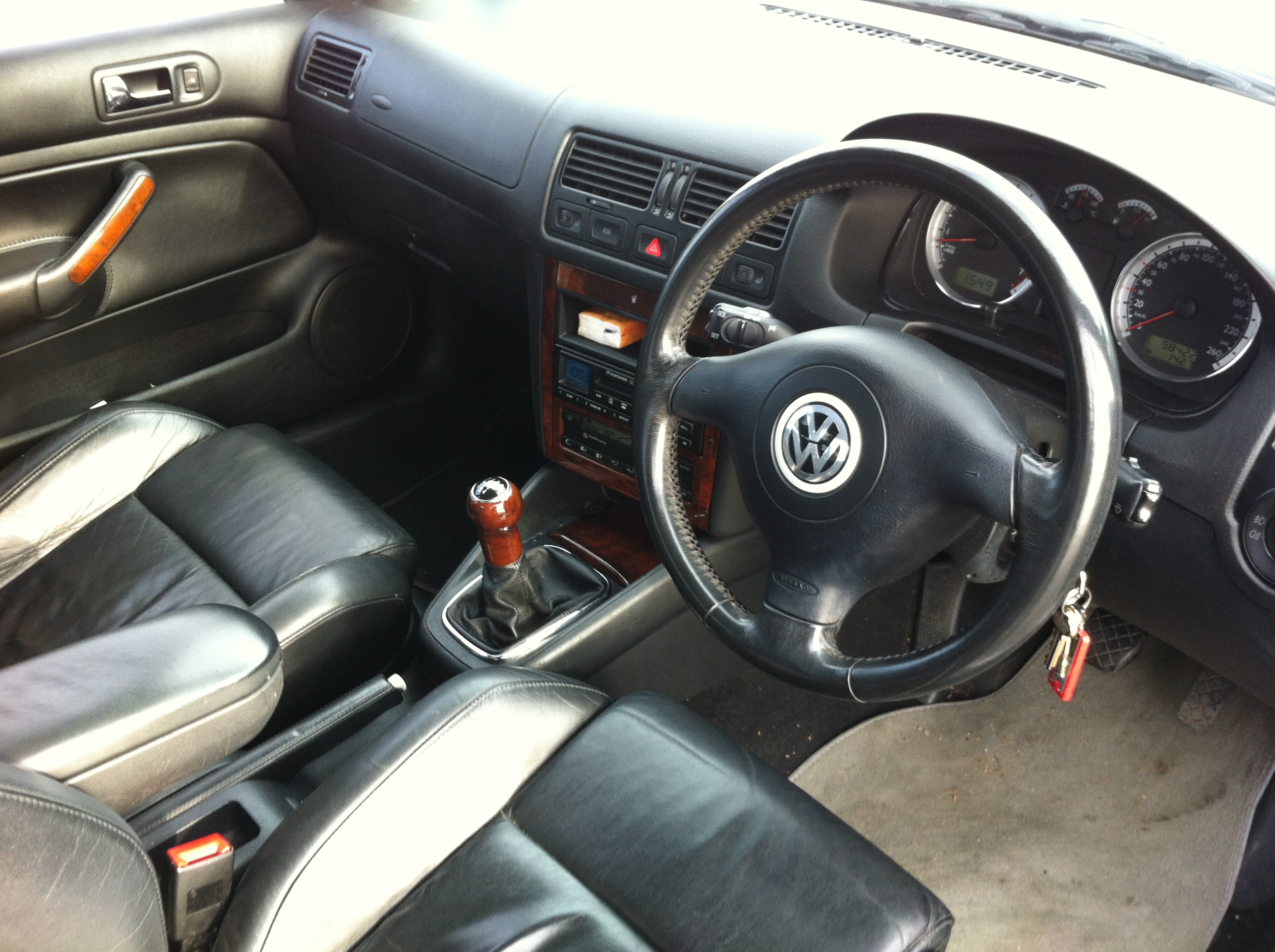 VW Golf IV interior almostcarreviews